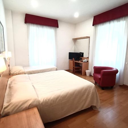Hotel L'Isola Santa Marinella Εξωτερικό φωτογραφία