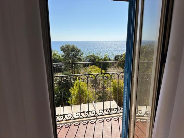 Hotel L'Isola Santa Marinella Εξωτερικό φωτογραφία